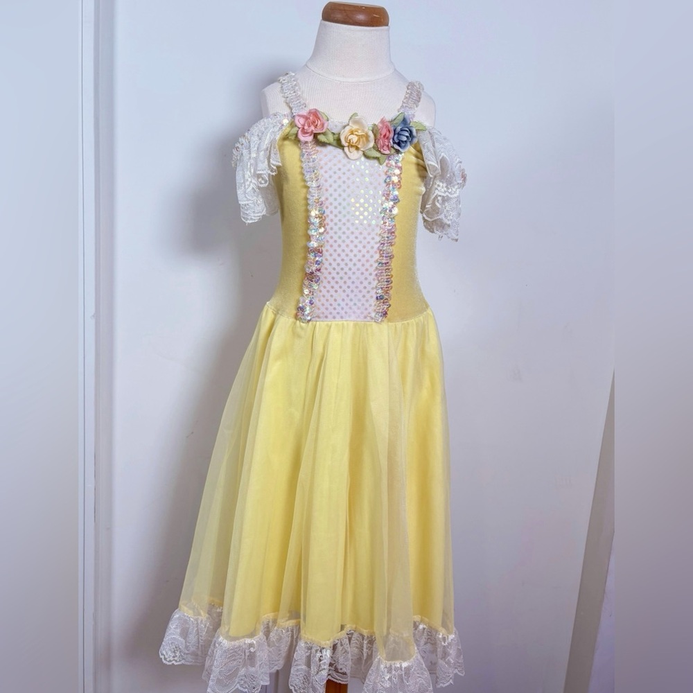 Yellow & white ballet tutu dance costume 💐Child size small 🌸with surprise gift 💝